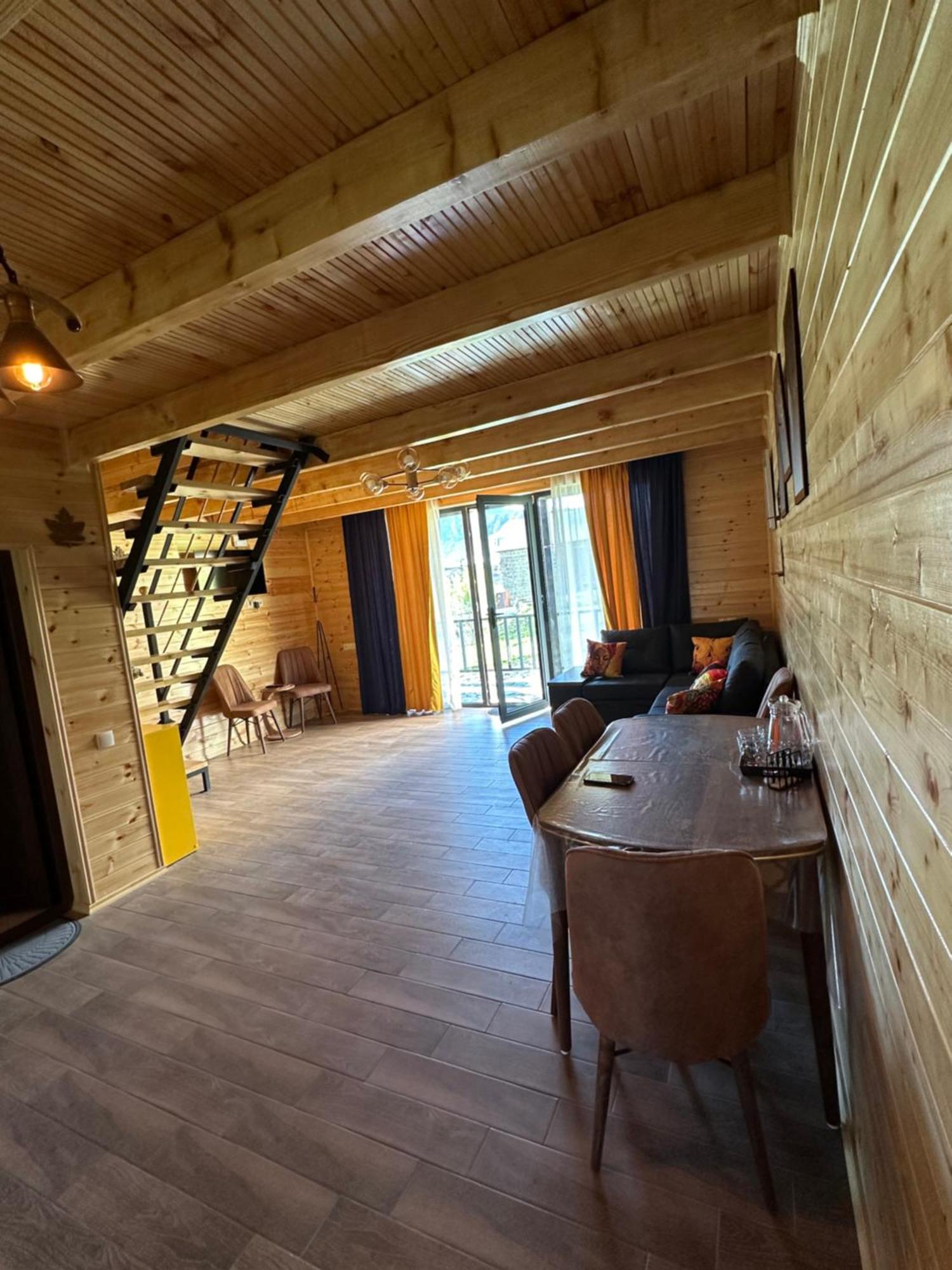 Royal Cottages Kazbegi Kültér fotó