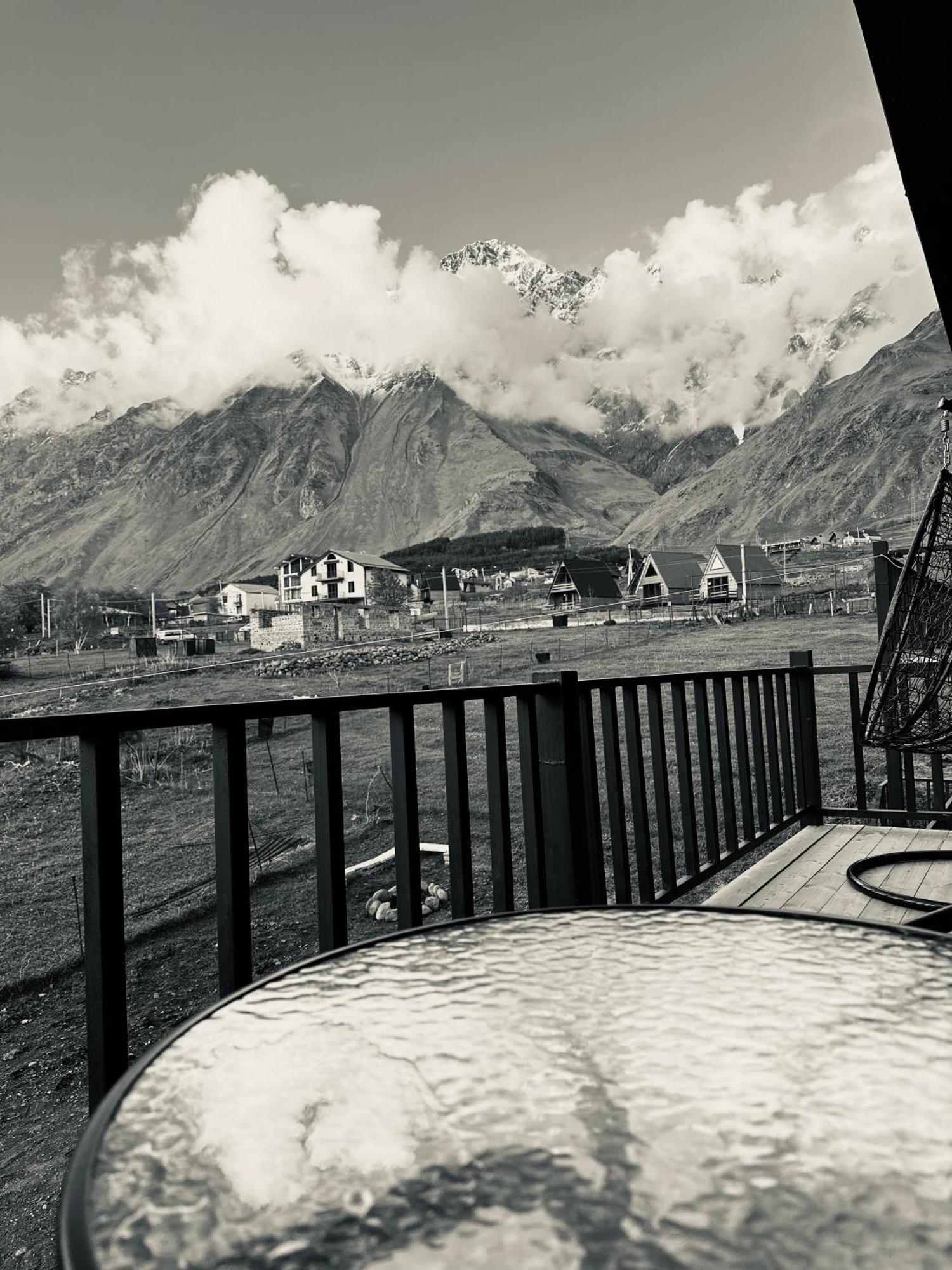 Royal Cottages Kazbegi Kültér fotó