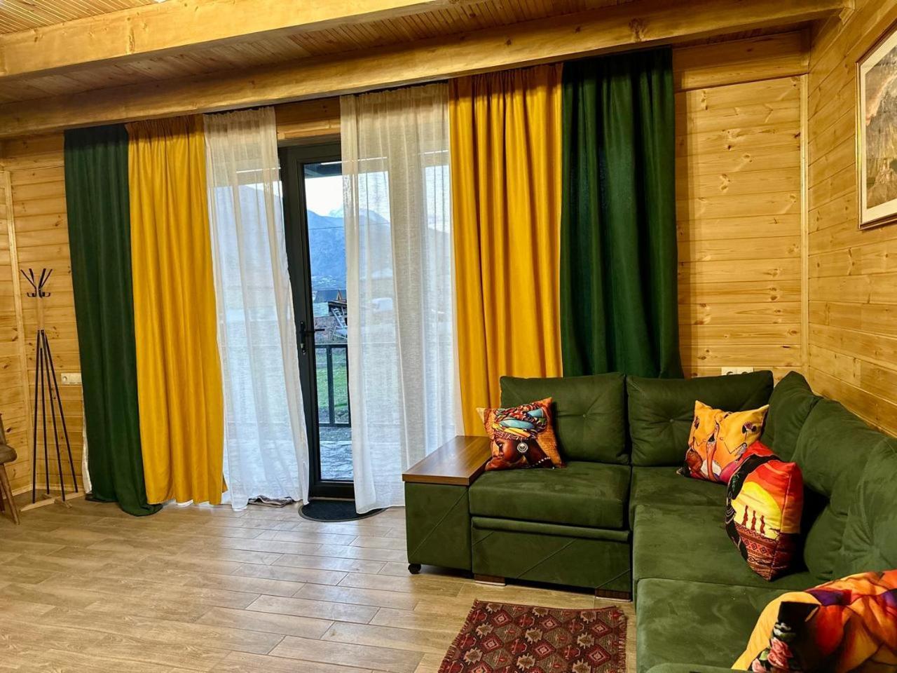 Royal Cottages Kazbegi Kültér fotó